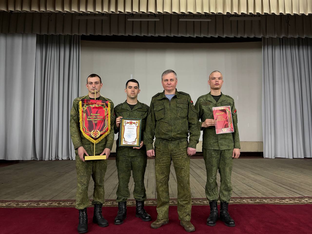 В учебке в Печах подвели итоги состязаний на лучший экипаж 1 В учебке в Печах подвели итоги состязаний на лучший экипаж