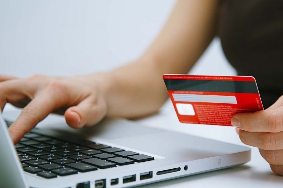 Борисовчанка хотела купить детский игровой комплекс, но «попала» на мошенников