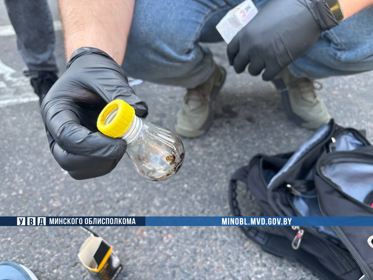 В Борисове задержали двух мужчин, которые работали на интернет-магазин попродаже наркотиков