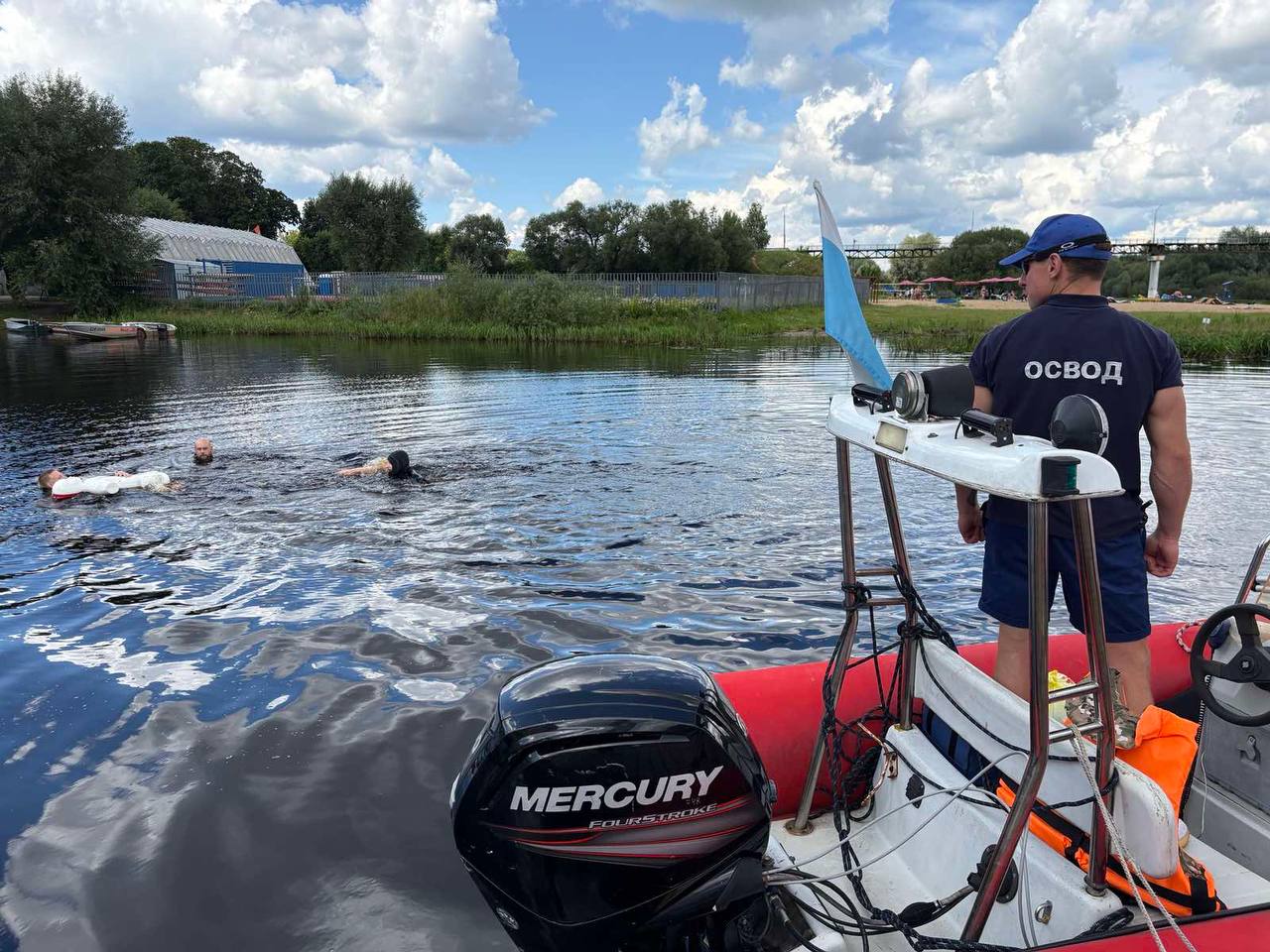 Один день с ОСВОД: как молодежь Борисова попробовала себя в роли спасателей