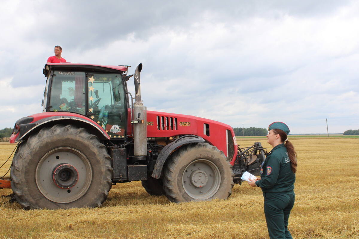 МЧС на полях Борисовского региона