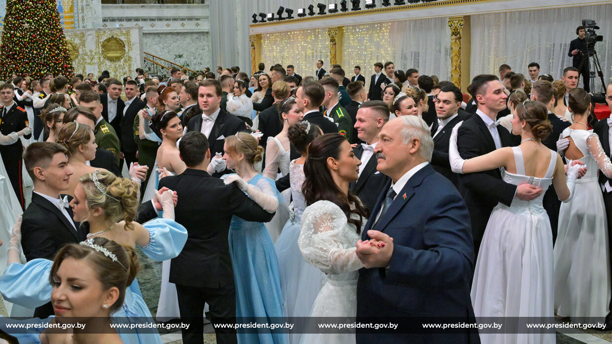 Новогодний бал с участием Президента во Дворце Независимости 1 Новогодний бал с участием Президента во Дворце Независимости