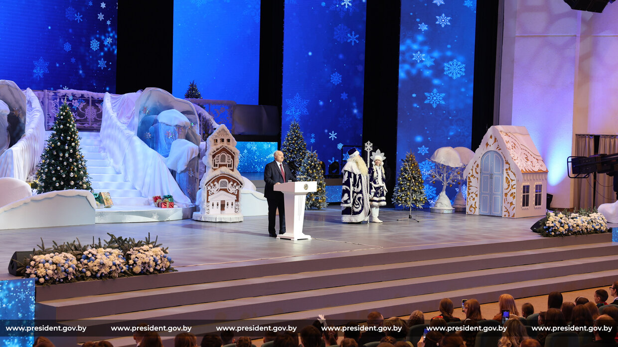 Александр Лукашенко принял участие в благотворительном празднике в рамках акции«Наши дети»