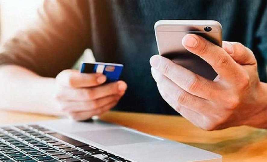 Похитили деньги через приложение маркетплейса: прокуратура Клецкого районаподдержала гособвинение в суде