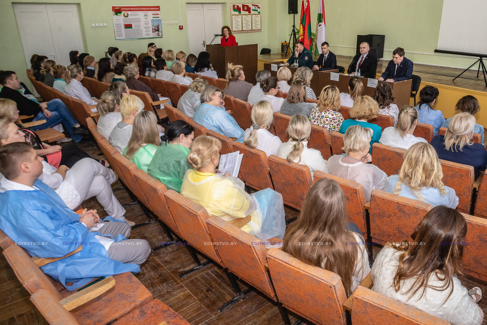 О чем председатель Борисовского райисполкома общался с коллективом больницы №2