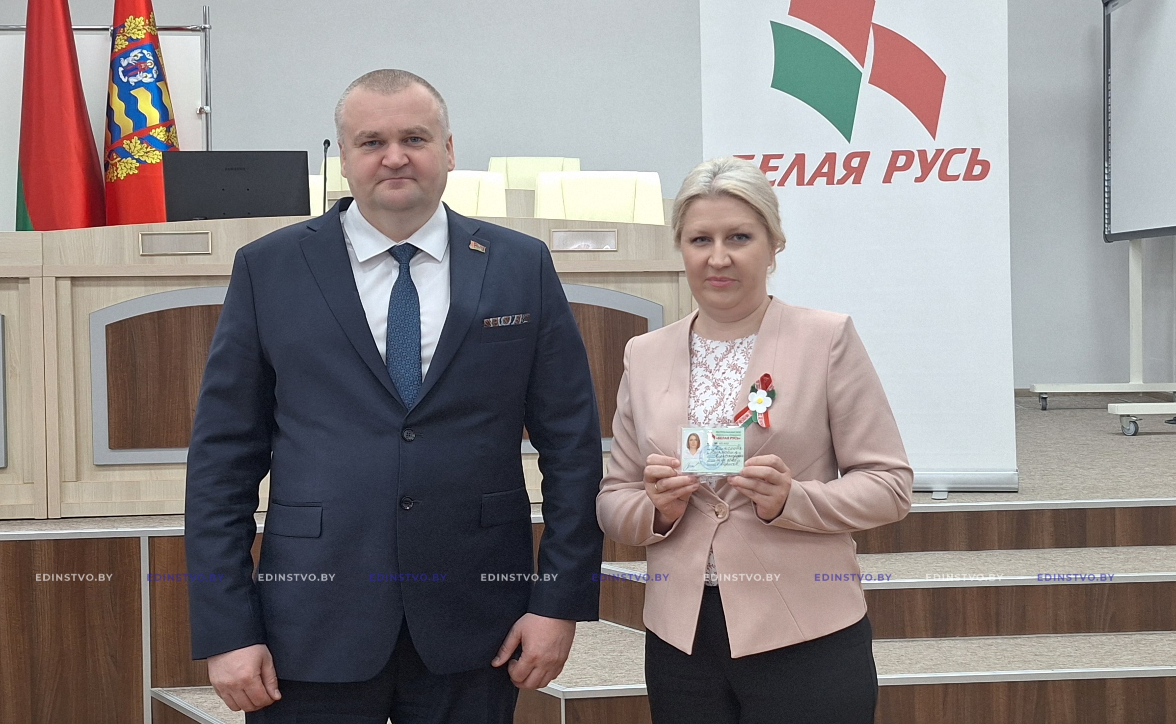 Накануне Дня Победы пополнились ряды общественного объединения «Белая Русь»
