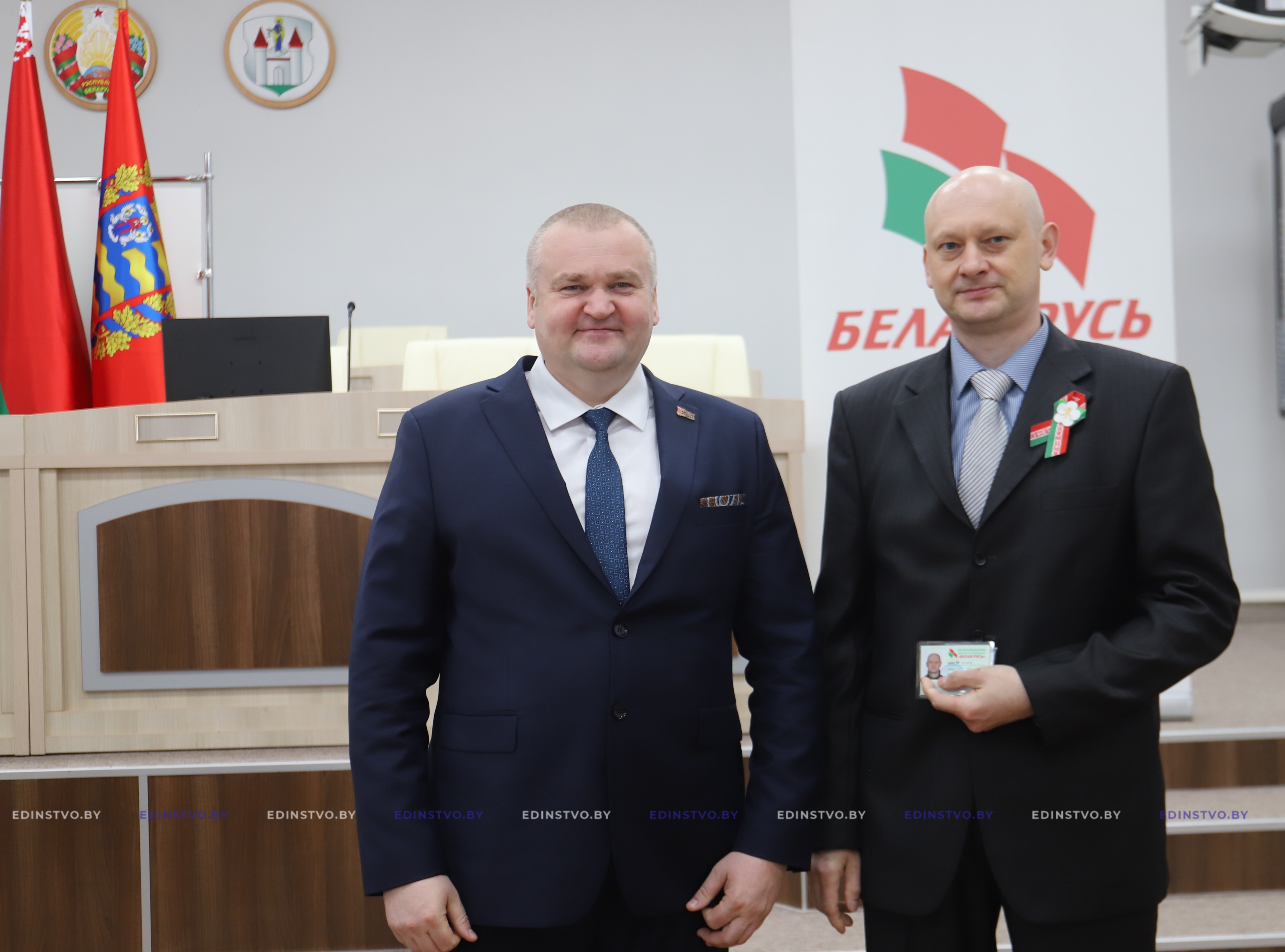 Накануне Дня Победы пополнились ряды общественного объединения «Белая Русь»