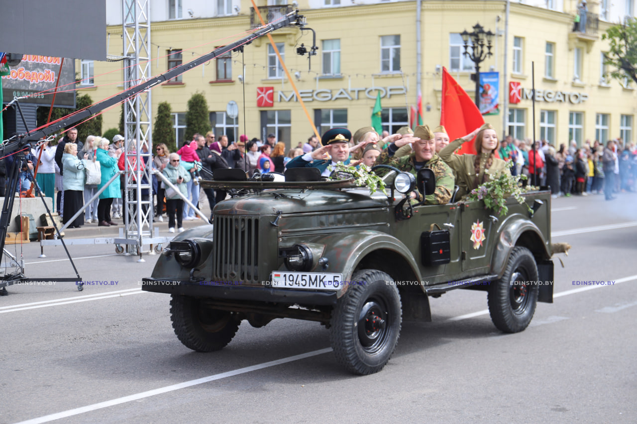 Борисовчане приняли участие в праздничном шествии ко Дню Победы. ФОТОРЕПОРТАЖ