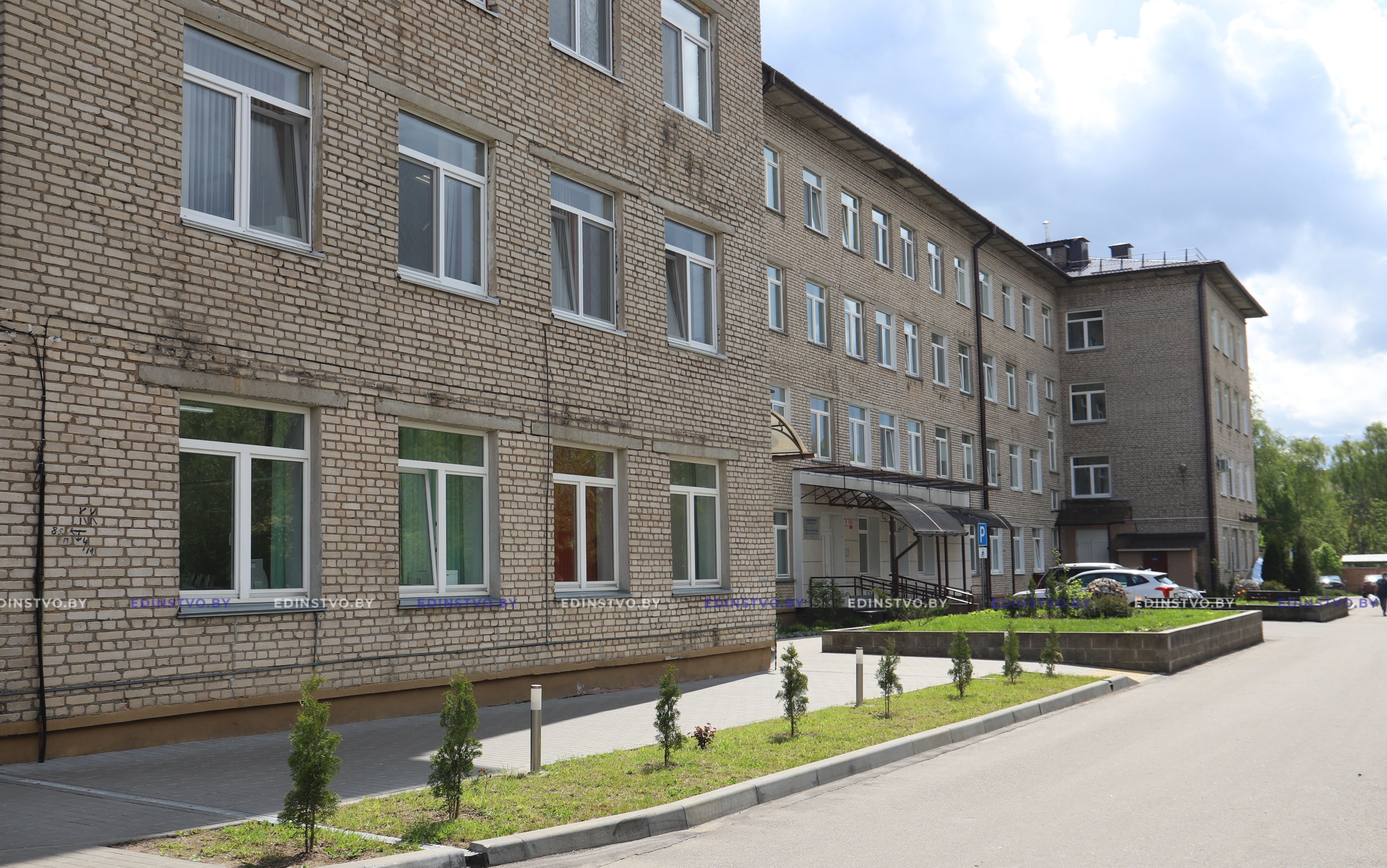 Поздравили мамочек и подписали программу сотрудничества: как налажена совместнаяработа Борисовского роддома и епархии