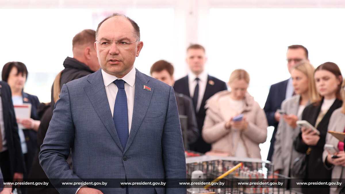 “Надо продолжать строительство”. Александр Лукашенко посетилгорно-обогатительный комплекс в Любанском районе