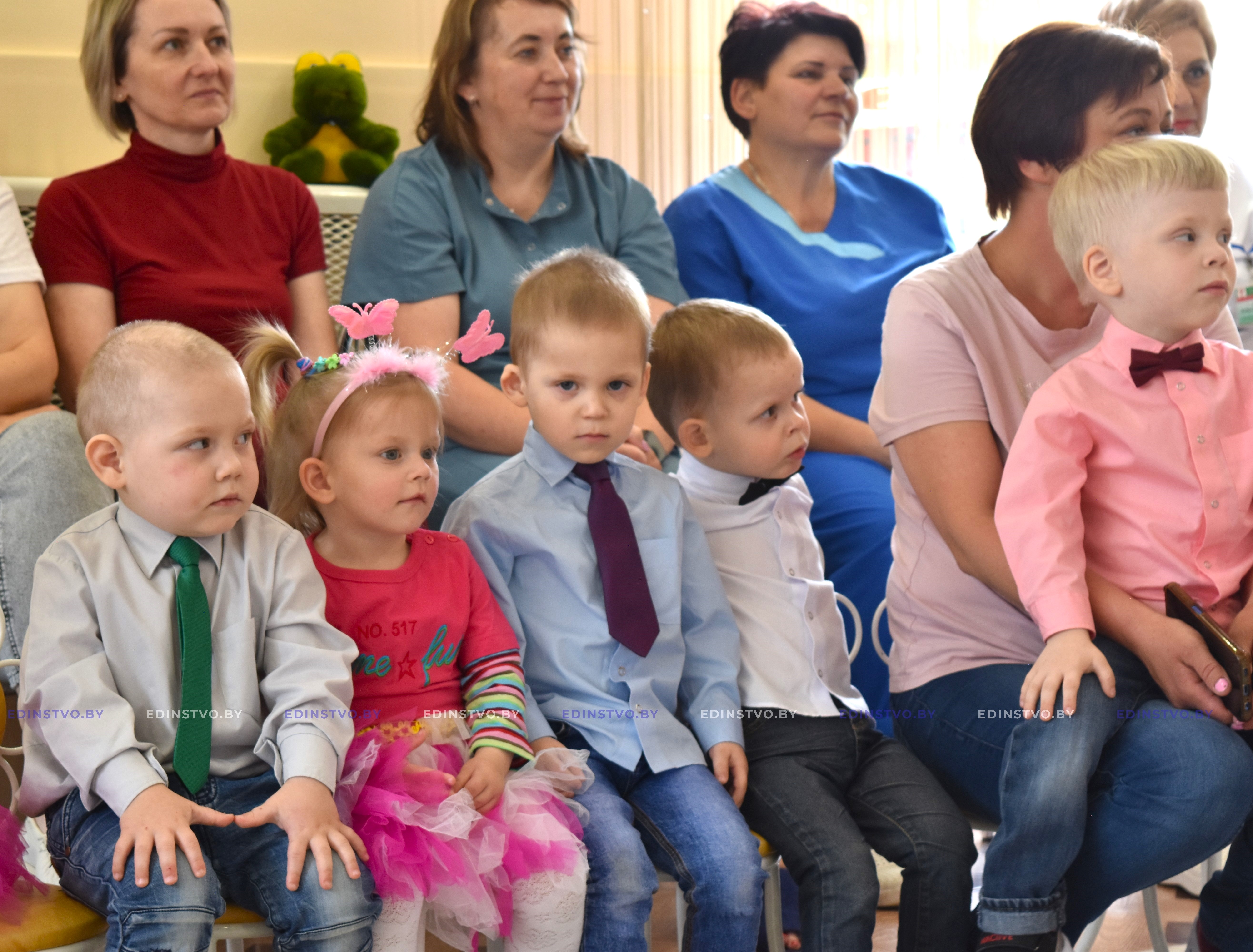 Борисовский специализированный дом ребенка с подарками посетили гости