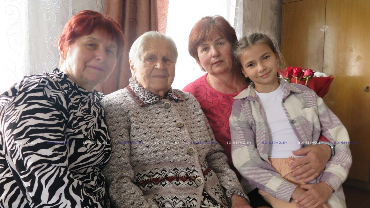 Не копить обиды: секрет долголетия 95-летней борисовчанки