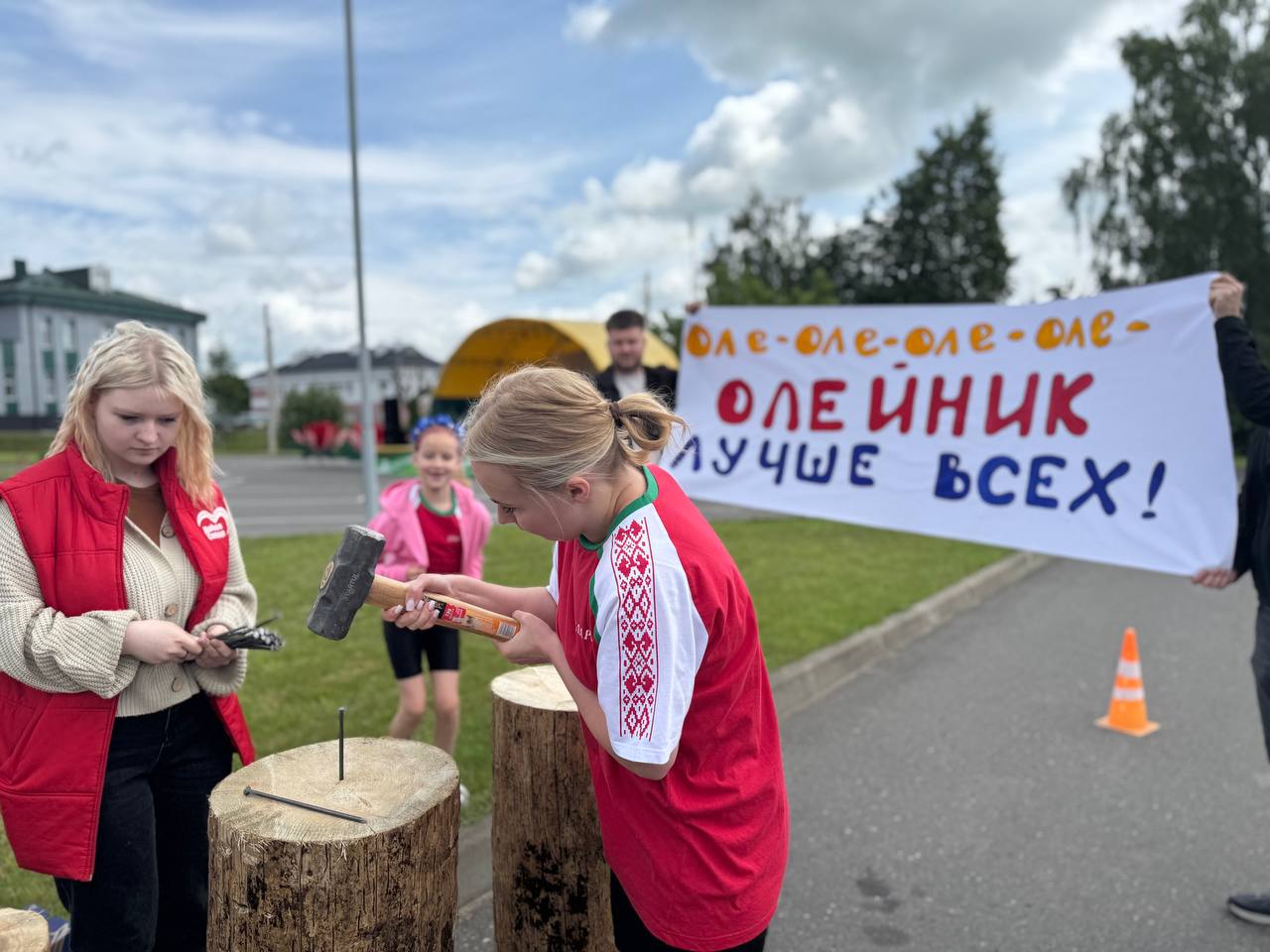 Семья Олейник достойно представила Борисовщину на «Властелине села»