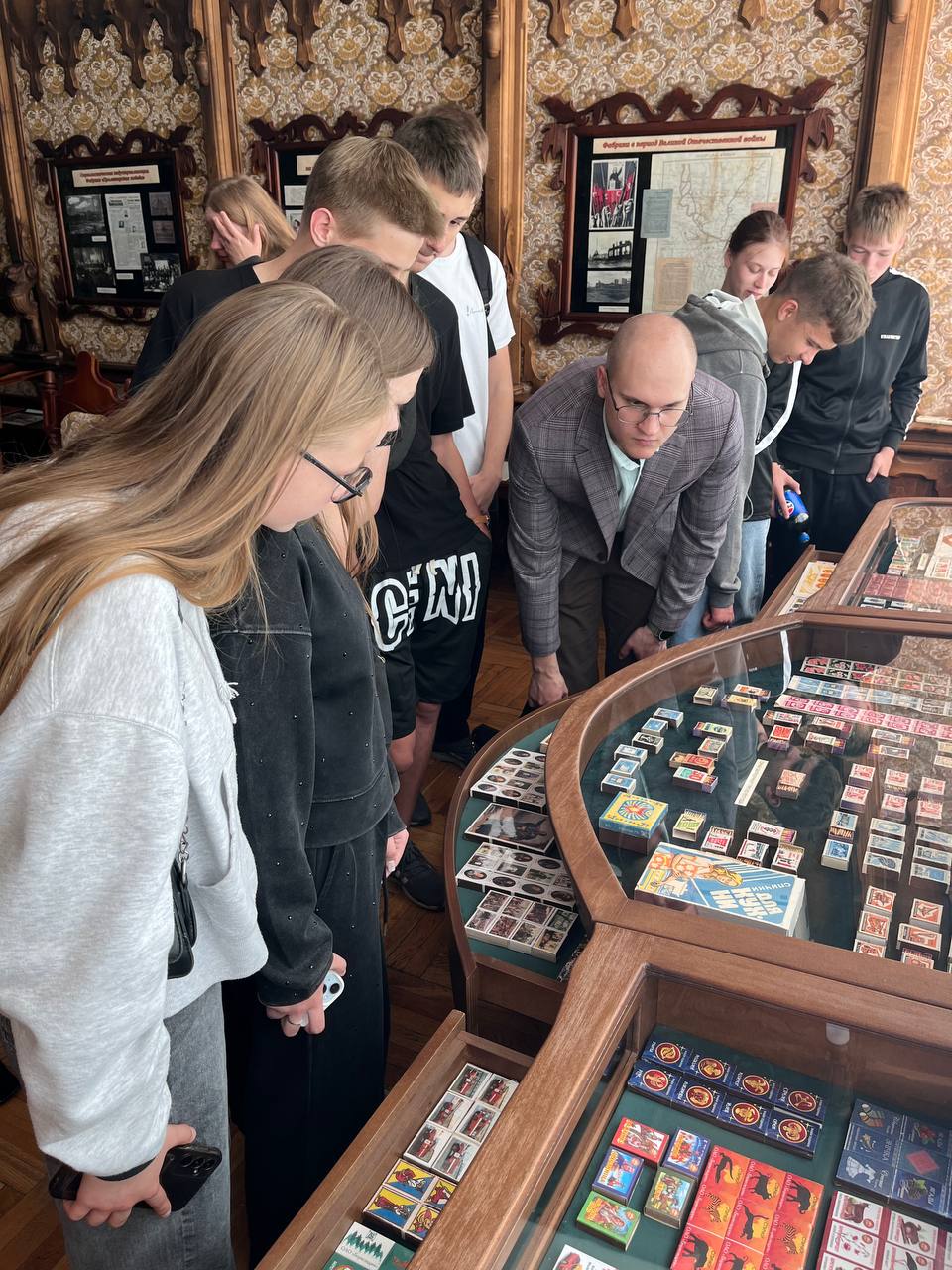 Борисовдрев принял школьников в рамках республиканского марафона