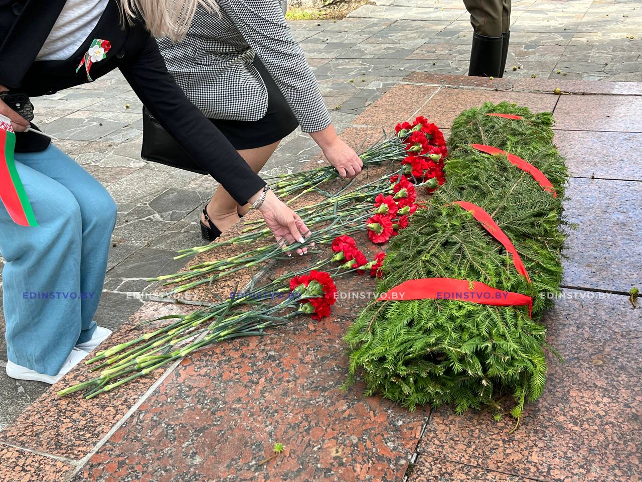 На Борисовщине прошли церемонии возложения цветов к памятникам