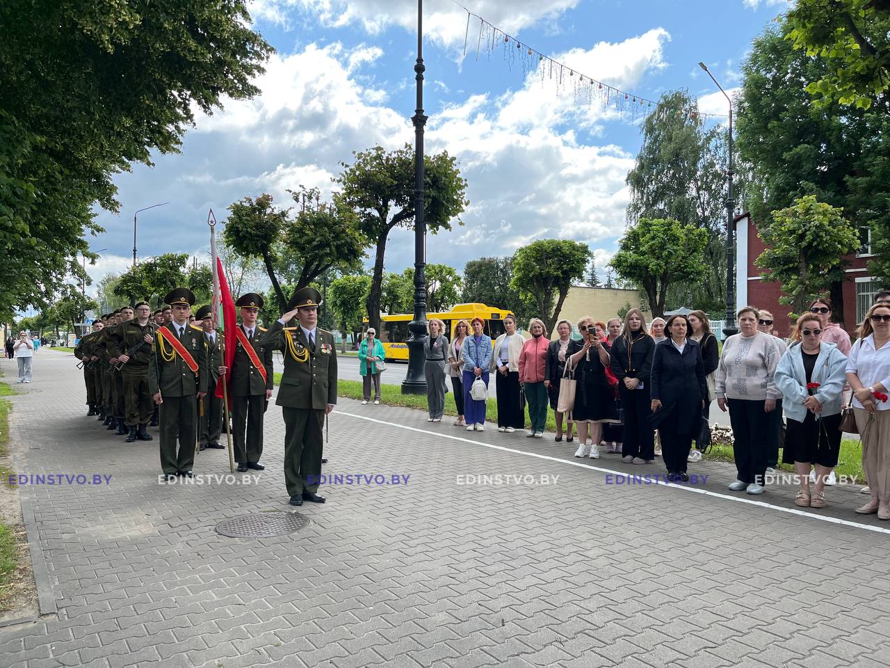 На Борисовщине прошли церемонии возложения цветов к памятникам