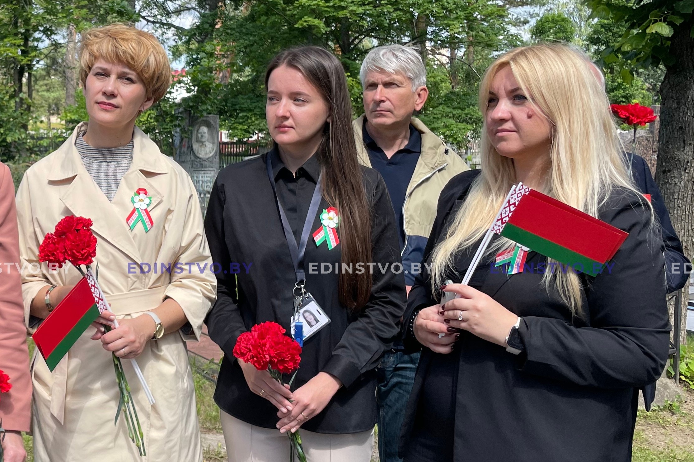 На Борисовщине прошли церемонии возложения цветов к памятникам