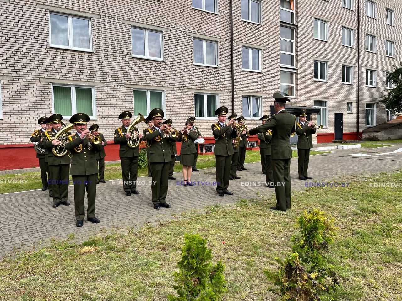 На Борисовщине прошли церемонии возложения цветов к памятникам