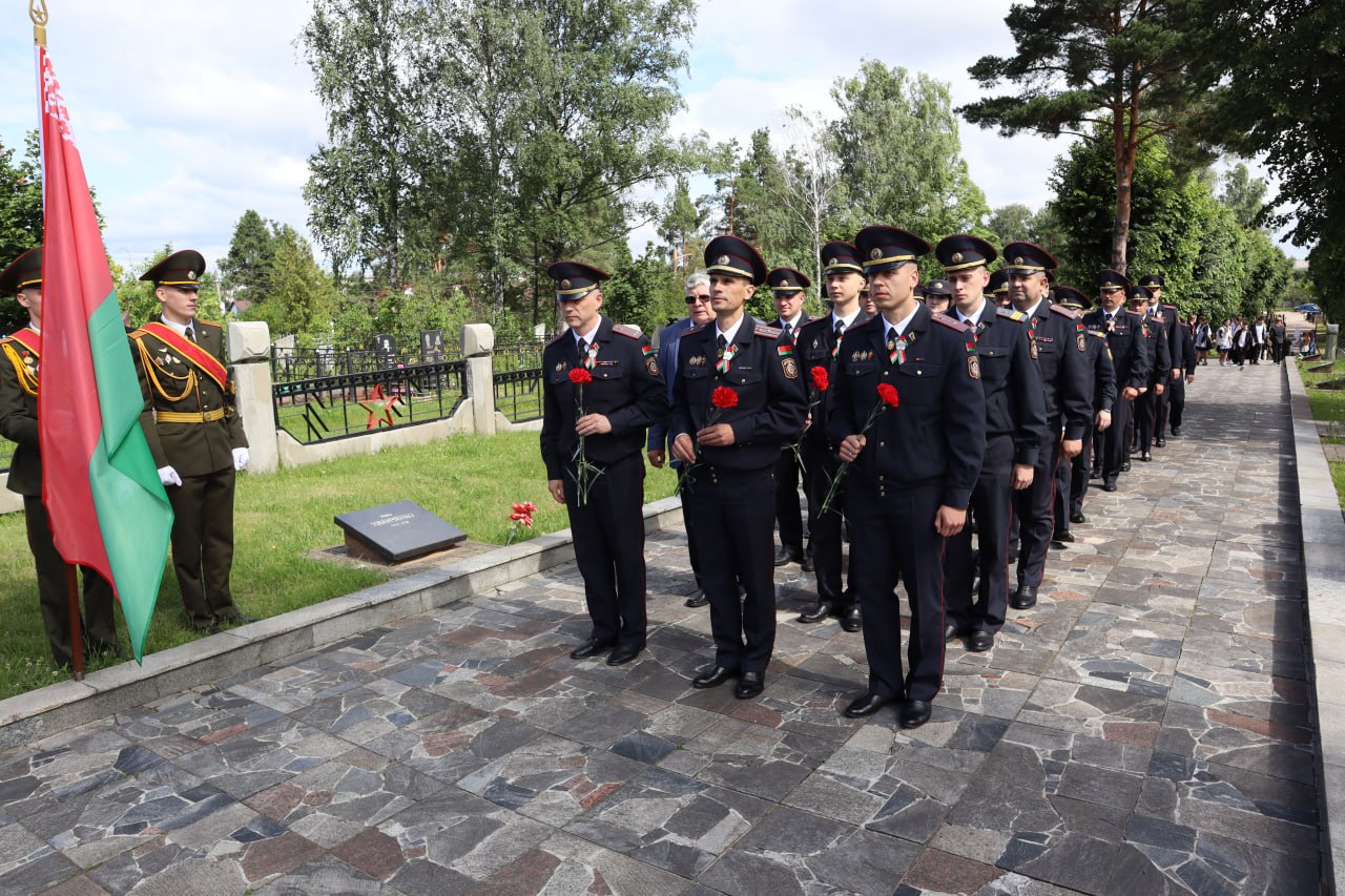 На Борисовщине прошли церемонии возложения цветов к памятникам