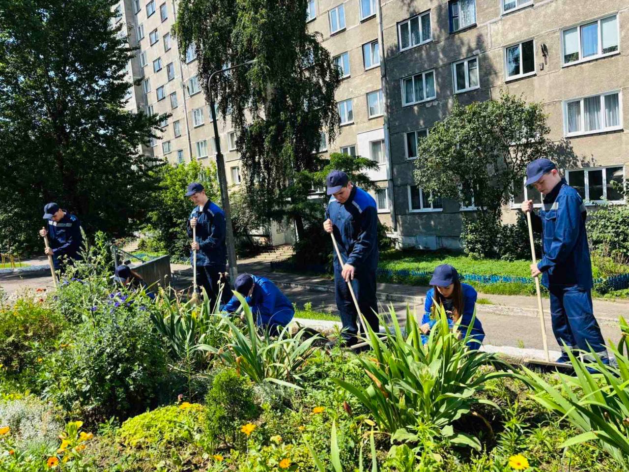 На Борисовщине продолжается еженедельная акция по благоустройству «Чистыйчетверг»