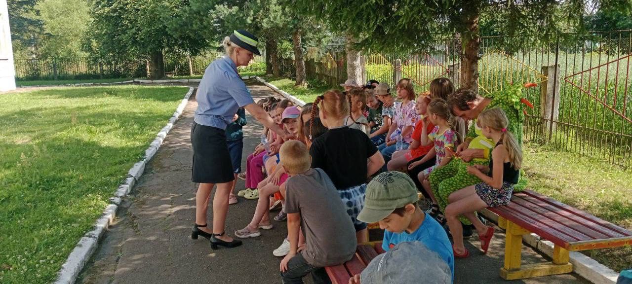 Профилактические акции проводят в Борисовском регионе сотрудники ГАИБорисовского РУВД 2 Профилактические акции проводят в Борисовском регионе сотрудники ГАИБорисовского РУВД