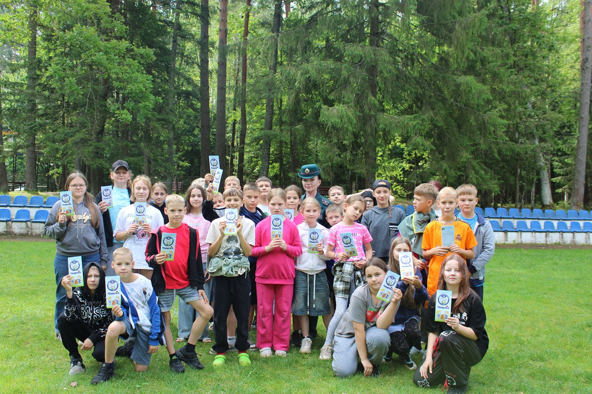 Борисовские спасатели проводят акцию «Безопасные каникулы»