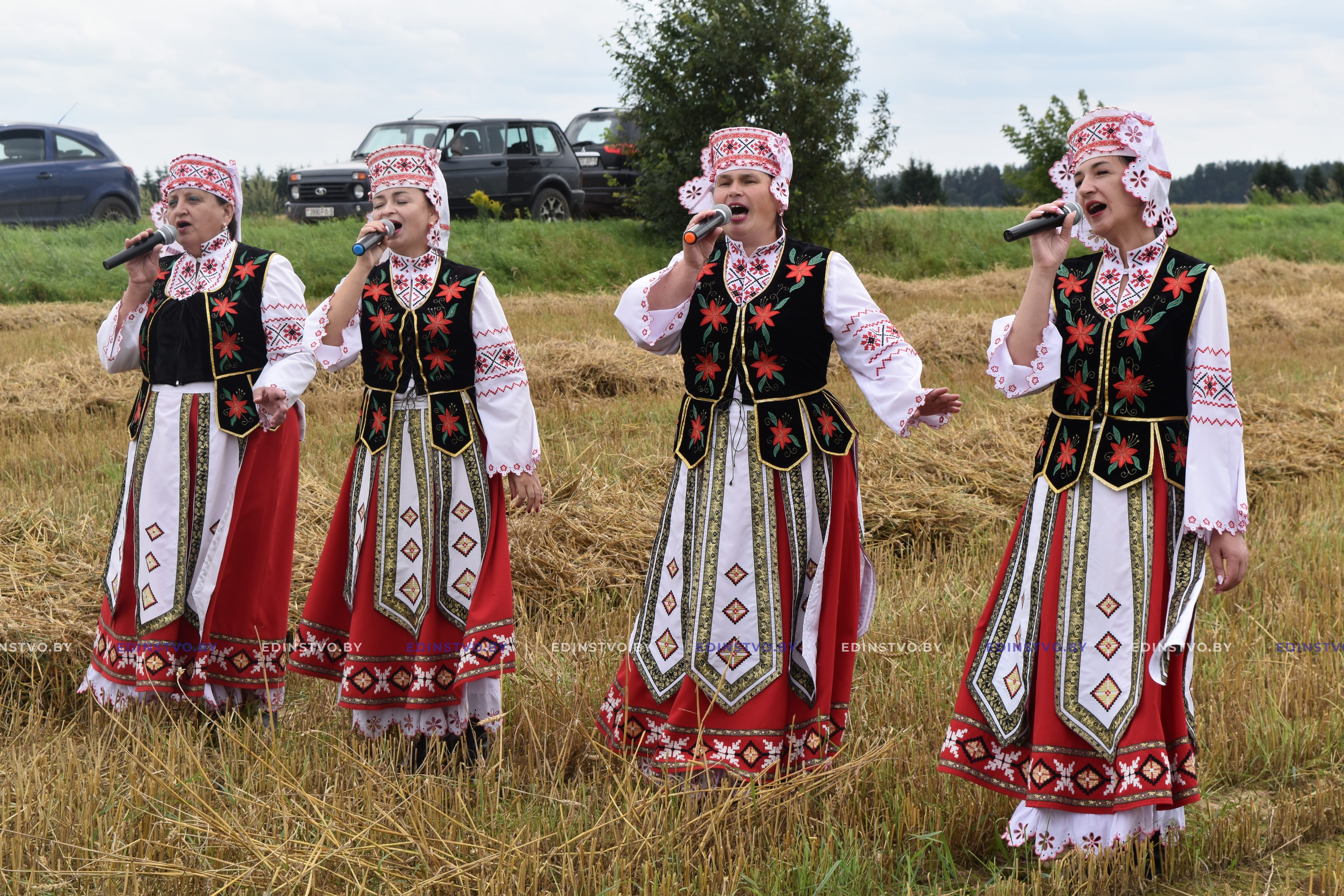 На Борисовщине – первая тысяча на уборке зерна. Кто стал передовиком жатвы? 7 На Борисовщине – первая тысяча на уборке зерна. Кто стал передовиком жатвы?