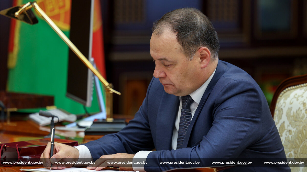 «В банках «лишних» денег быть не должно». Александр Лукашенко заслушал доклад оработе банковской системы 2 «В банках «лишних» денег быть не должно». Александр Лукашенко заслушал доклад оработе банковской системы