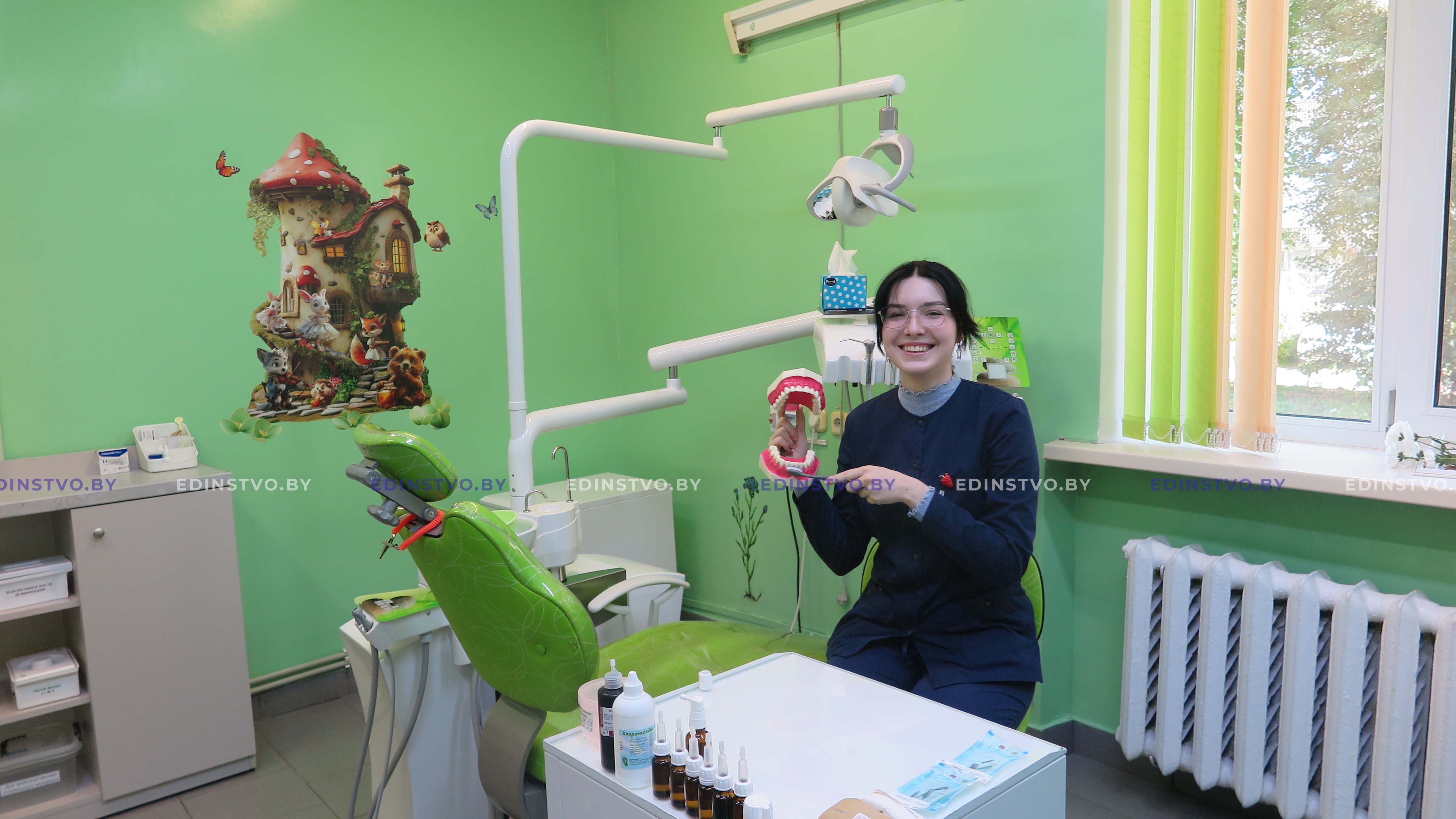 45 лет на страже улыбки ребенка: у детской стоматологической поликлиникиБорисовской ЦРБ юбилей