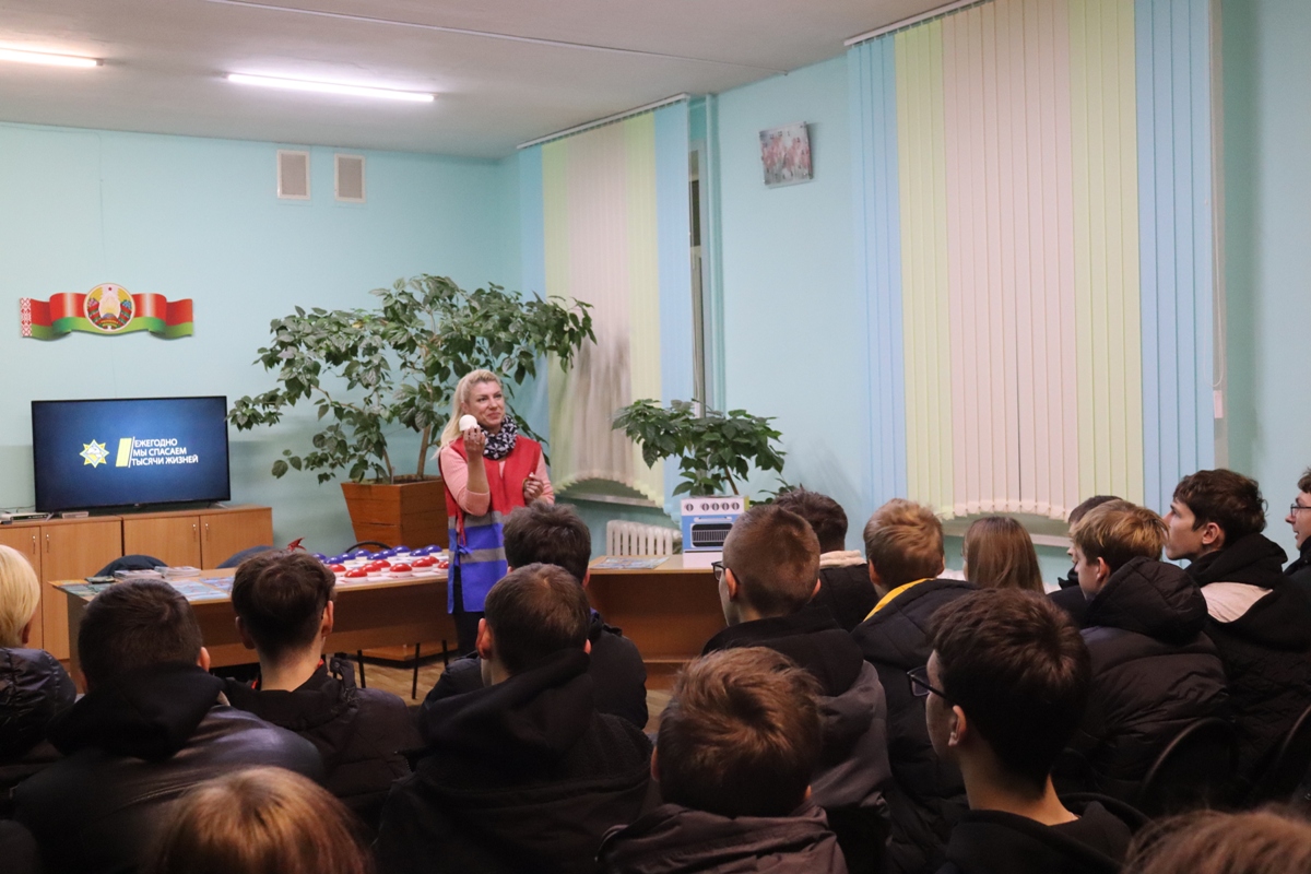 Не дай огню шанс: спасатели рассказали, как избежать огненной беды в общежитии 4 Не дай огню шанс: спасатели рассказали, как избежать огненной беды в общежитии