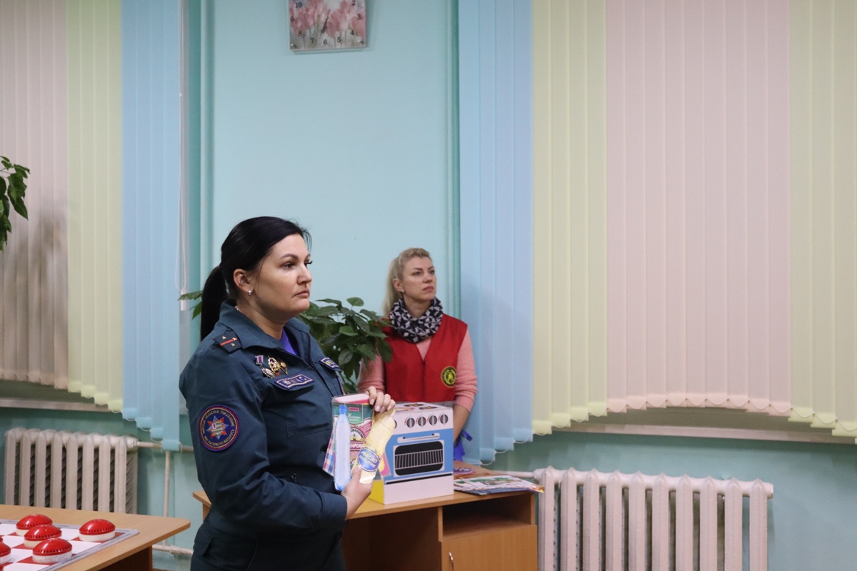 Не дай огню шанс: спасатели рассказали, как избежать огненной беды в общежитии 6 Не дай огню шанс: спасатели рассказали, как избежать огненной беды в общежитии