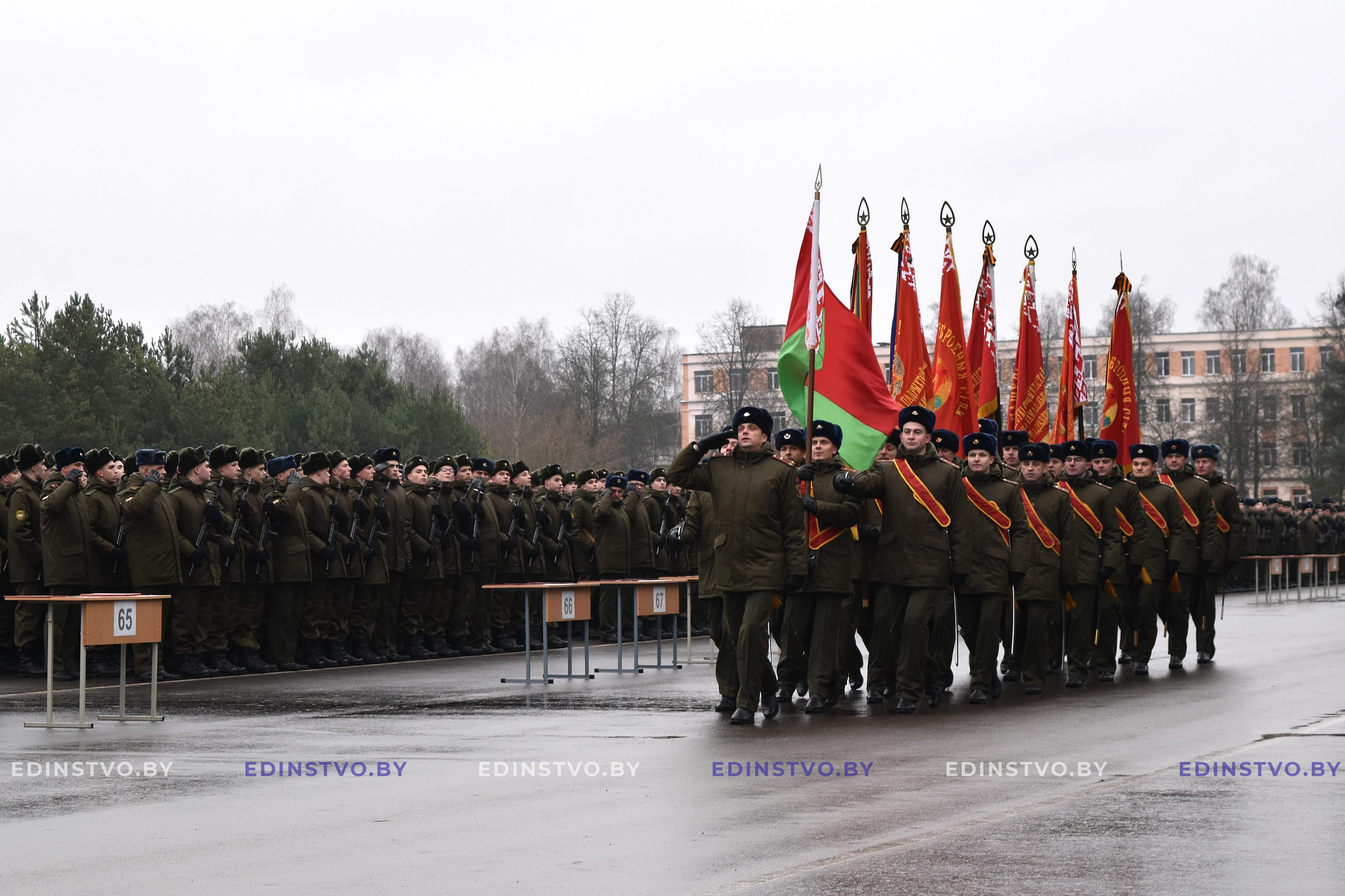 Министр обороны Беларуси Виктор Хренин – на Военной присяге в 72 ОУЦ: «ЗащитаОтечества – обязанность и священный долг гражданина Республики Беларусь» 2 Министр обороны Беларуси Виктор Хренин – на Военной присяге в 72 ОУЦ: «ЗащитаОтечества – обязанность и священный долг гражданина Республики Беларусь»
