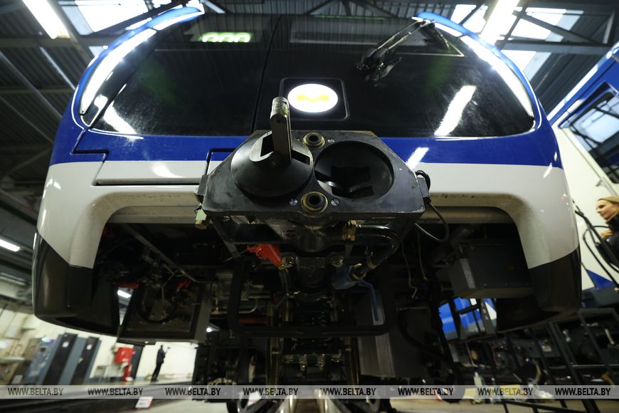 Новые поезда выйдут на Автозаводскую линию минского метро в декабре. Посмотрелисоставы