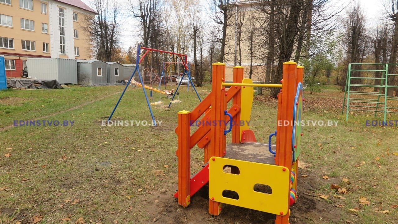 На Борисовщине обновили более двух десятков спортивных и игровых площадок 8 На Борисовщине обновили более двух десятков спортивных и игровых площадок