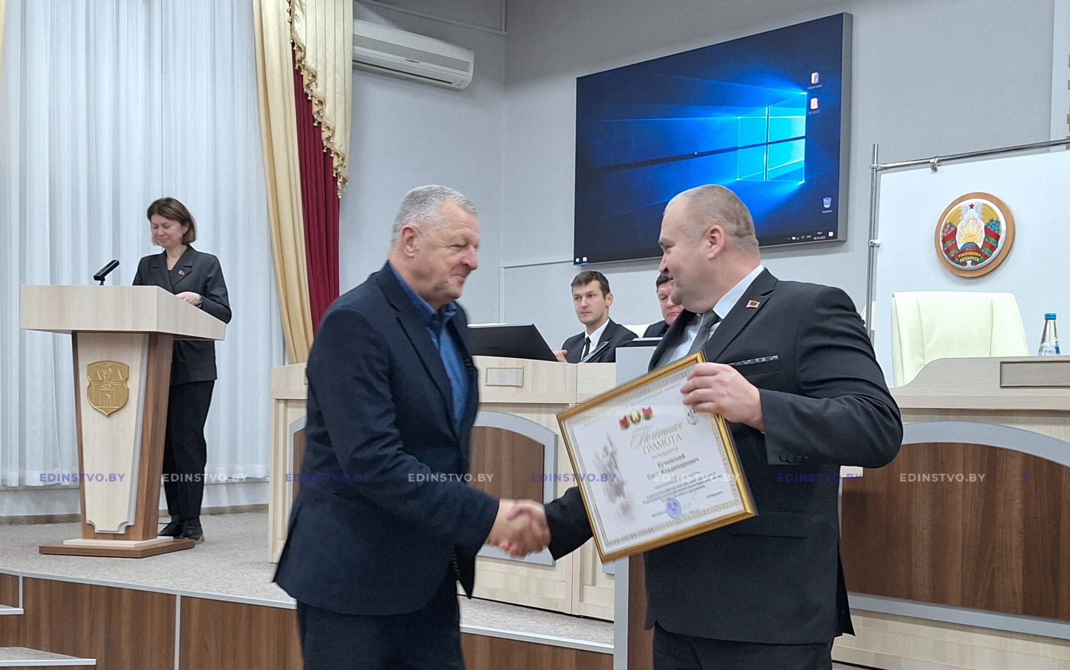 Почетной грамотой Борисовского райисполкома награжден руководитель ОАО«Мирополье»