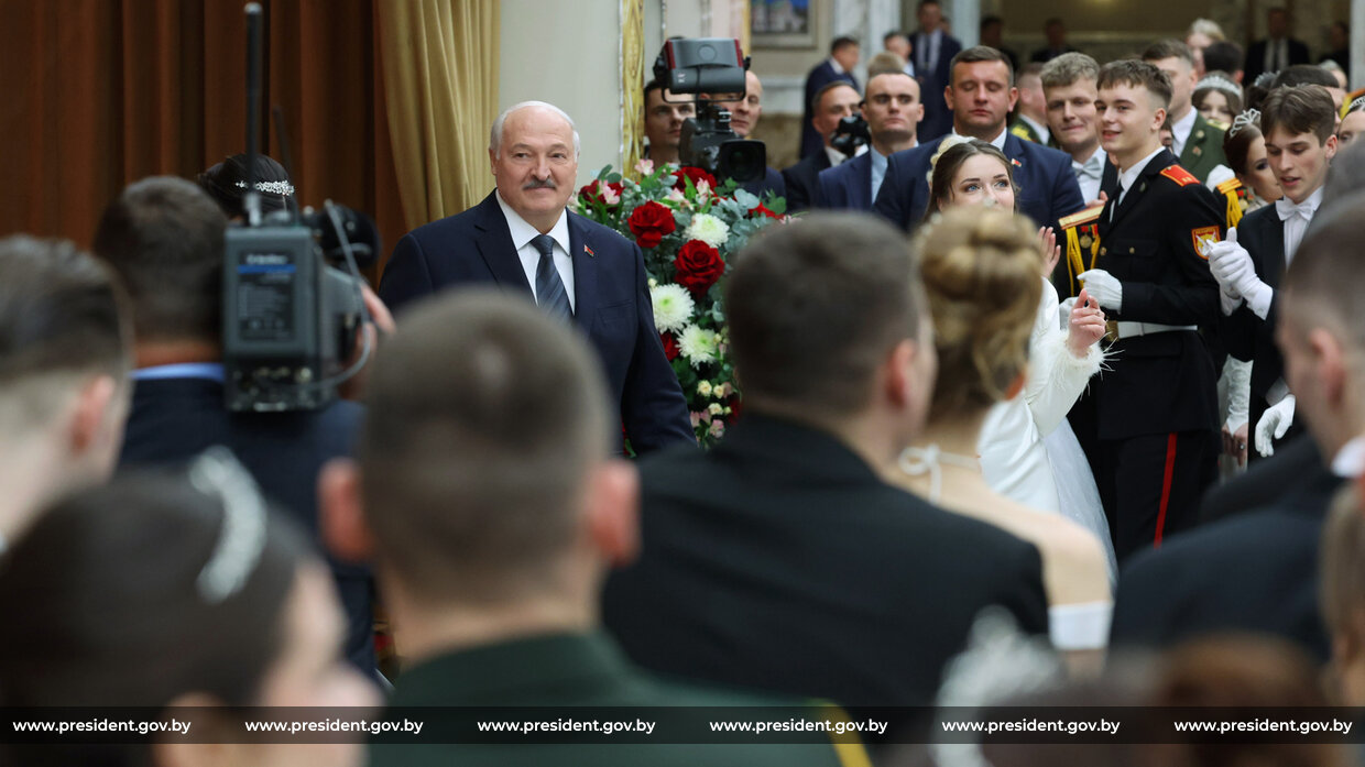 Новогодний бал с участием Президента во Дворце Независимости 8 Новогодний бал с участием Президента во Дворце Независимости