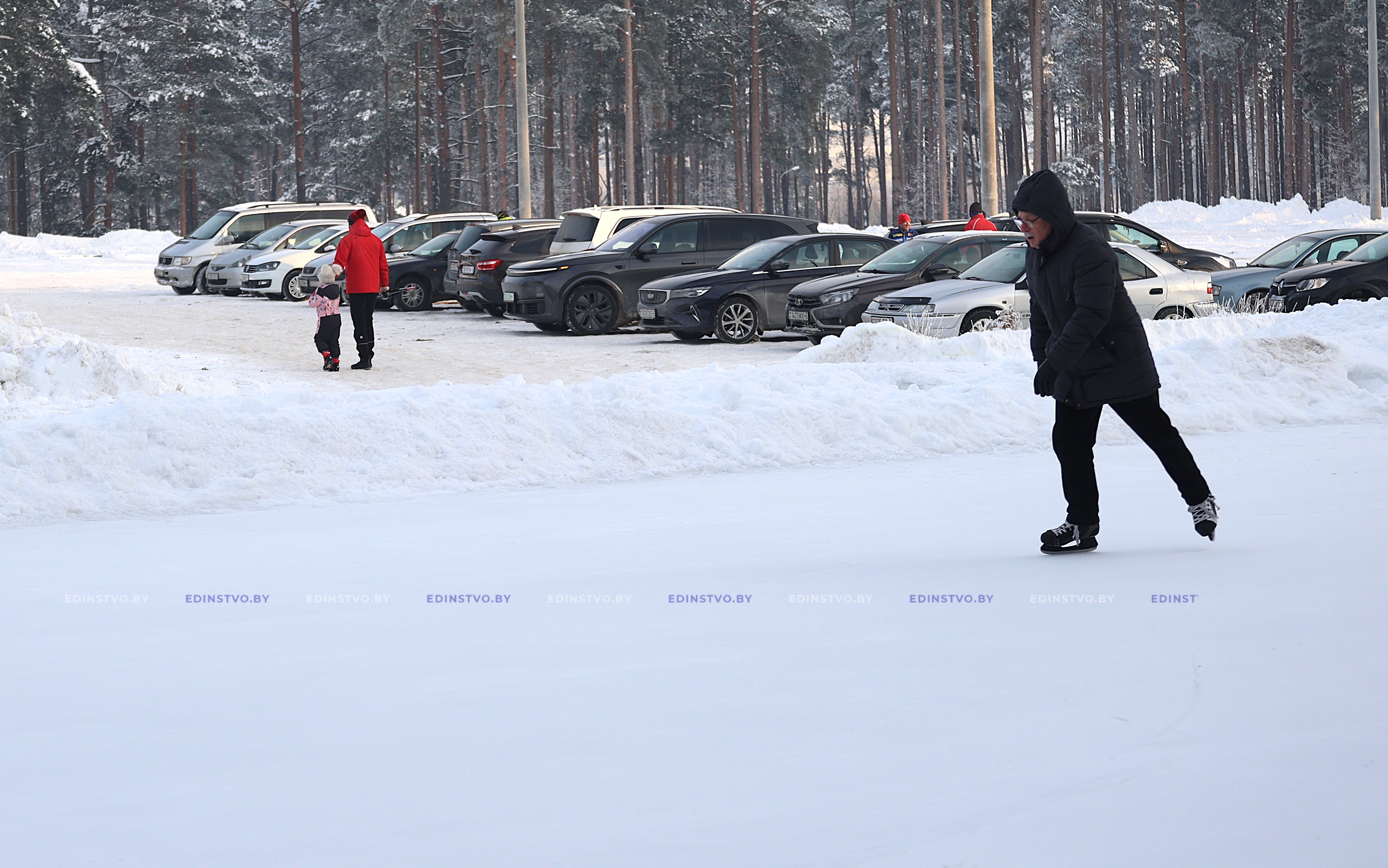На базе «Борисов-Арены» открылся второй в городе открытый каток 10 На базе «Борисов-Арены» открылся второй в городе открытый каток