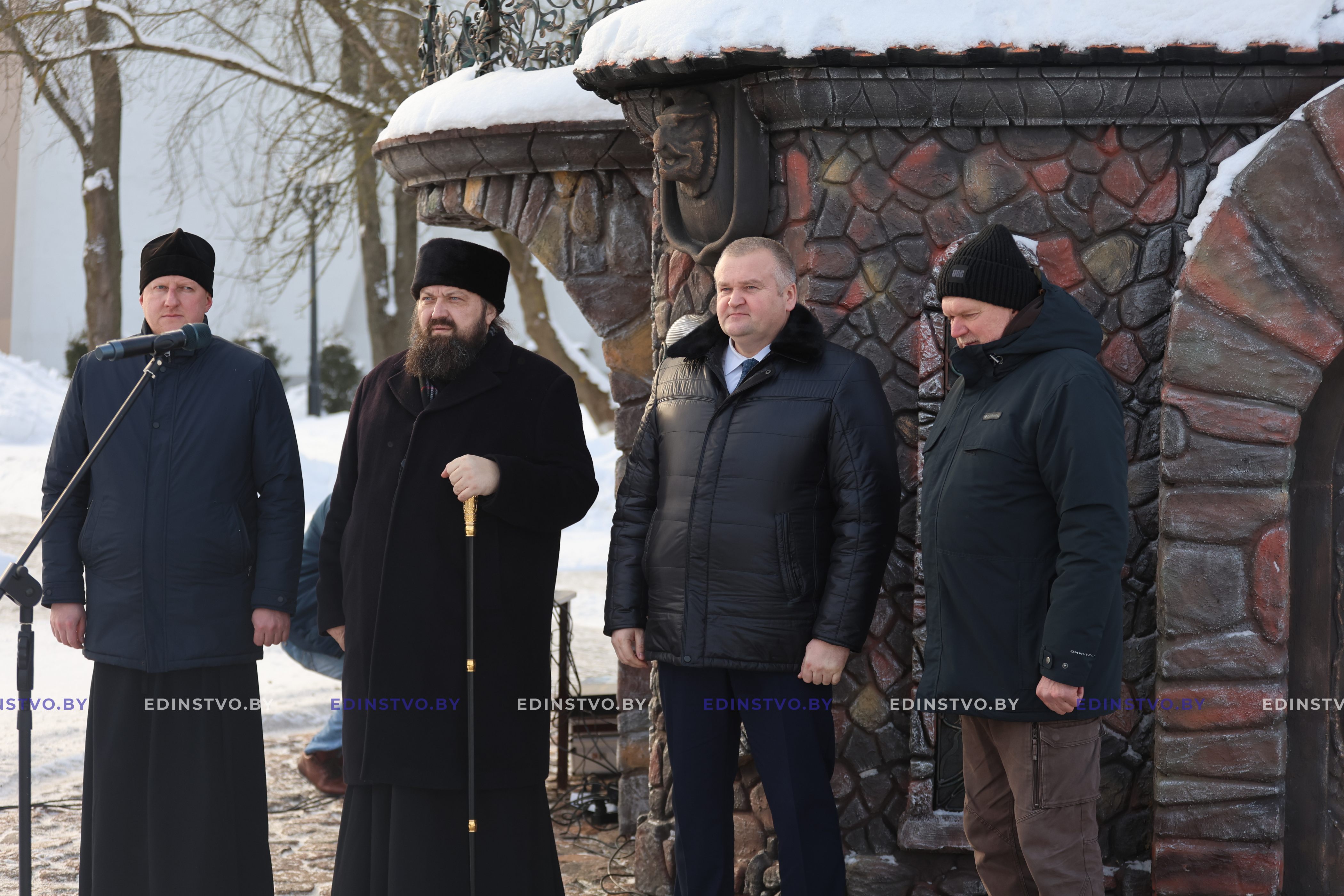 Настоящий фундамент веры. В чем символизм нового арт-объекта, стилизованного подгерб города Борисова