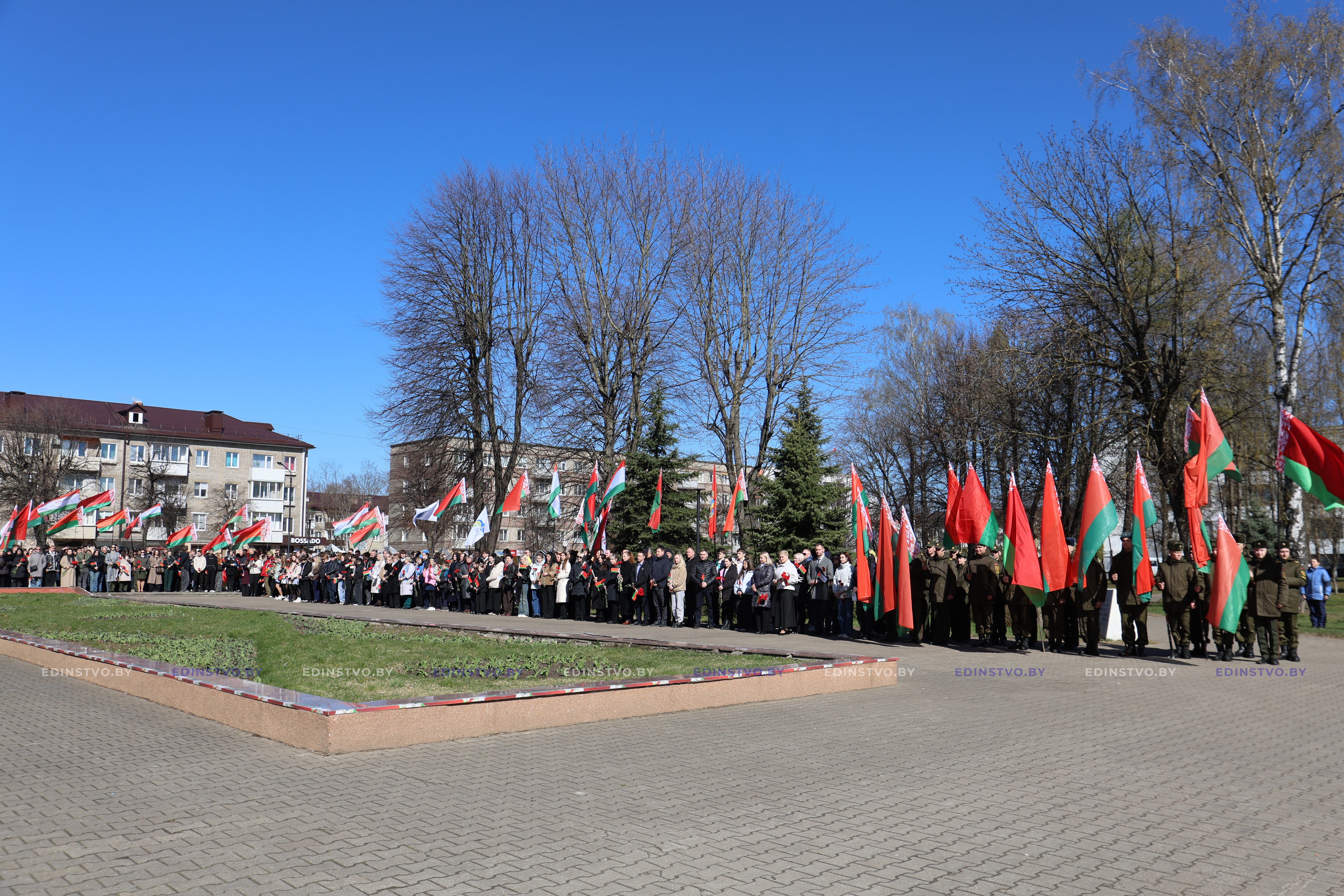 Накануне Международного дня освобождения узников фашистских концлагерей вБорисове прошел митинг