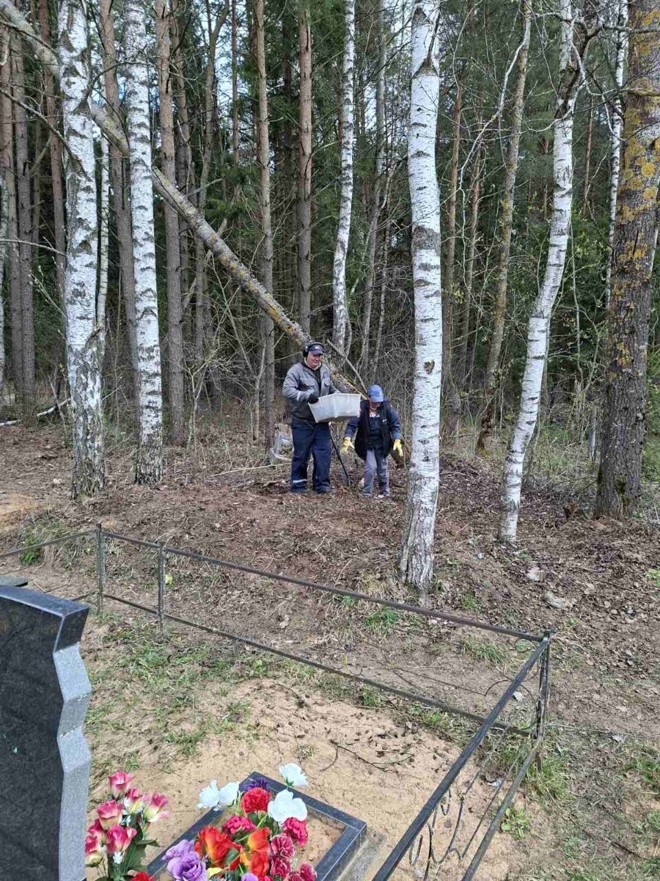 Кем и как наводится порядок на кладбищах Борисовщины