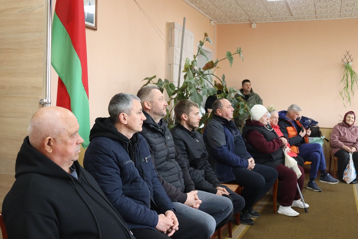 Безопасный щит против огненной стихии. Ярмарка безопасности граждан прошла вГливинском сельсовете 3 Безопасный щит против огненной стихии. Ярмарка безопасности граждан прошла вГливинском сельсовете