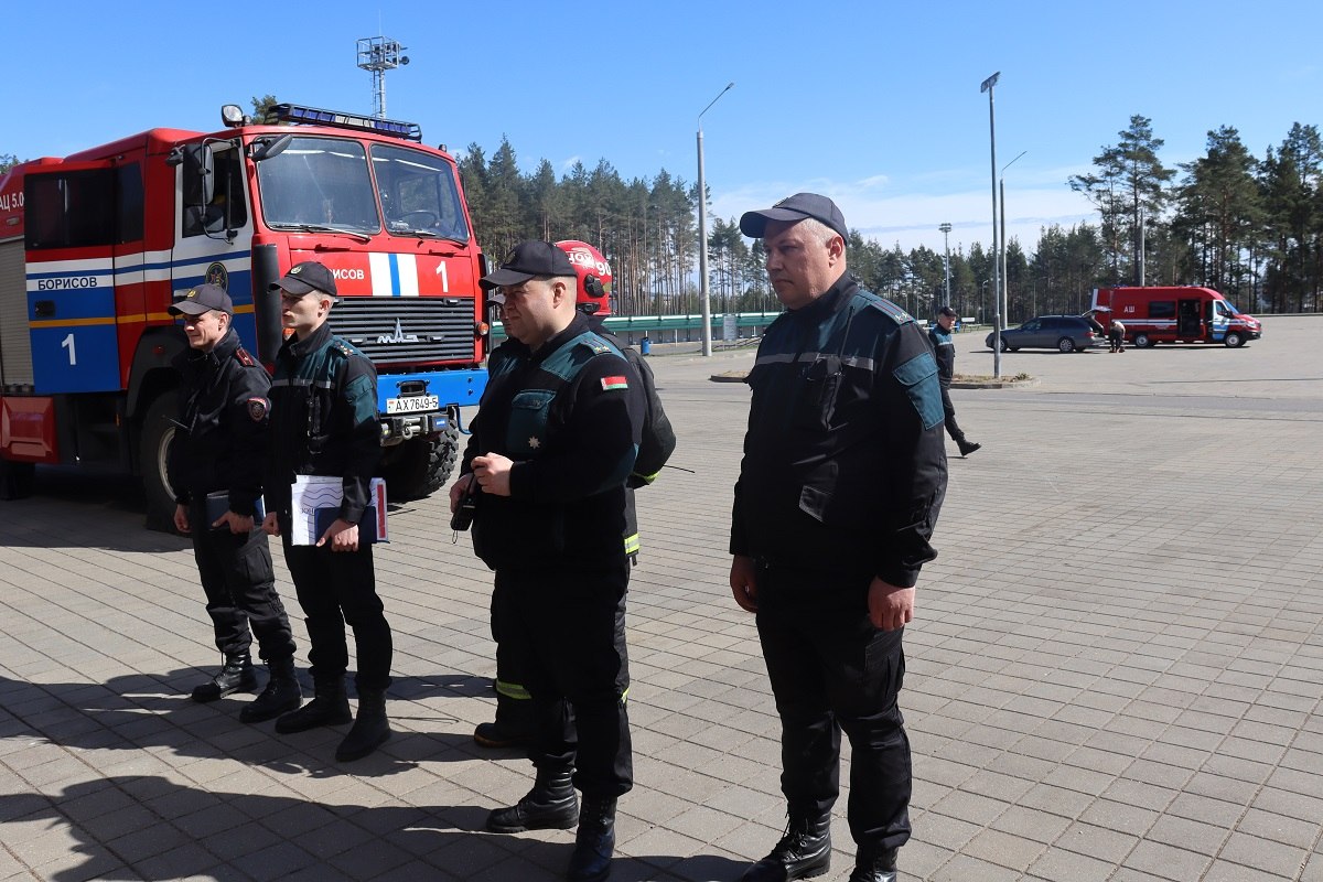 Проверочные тактико-специальные учения спасателей прошли сегодня на базе«Борисов — Арены»