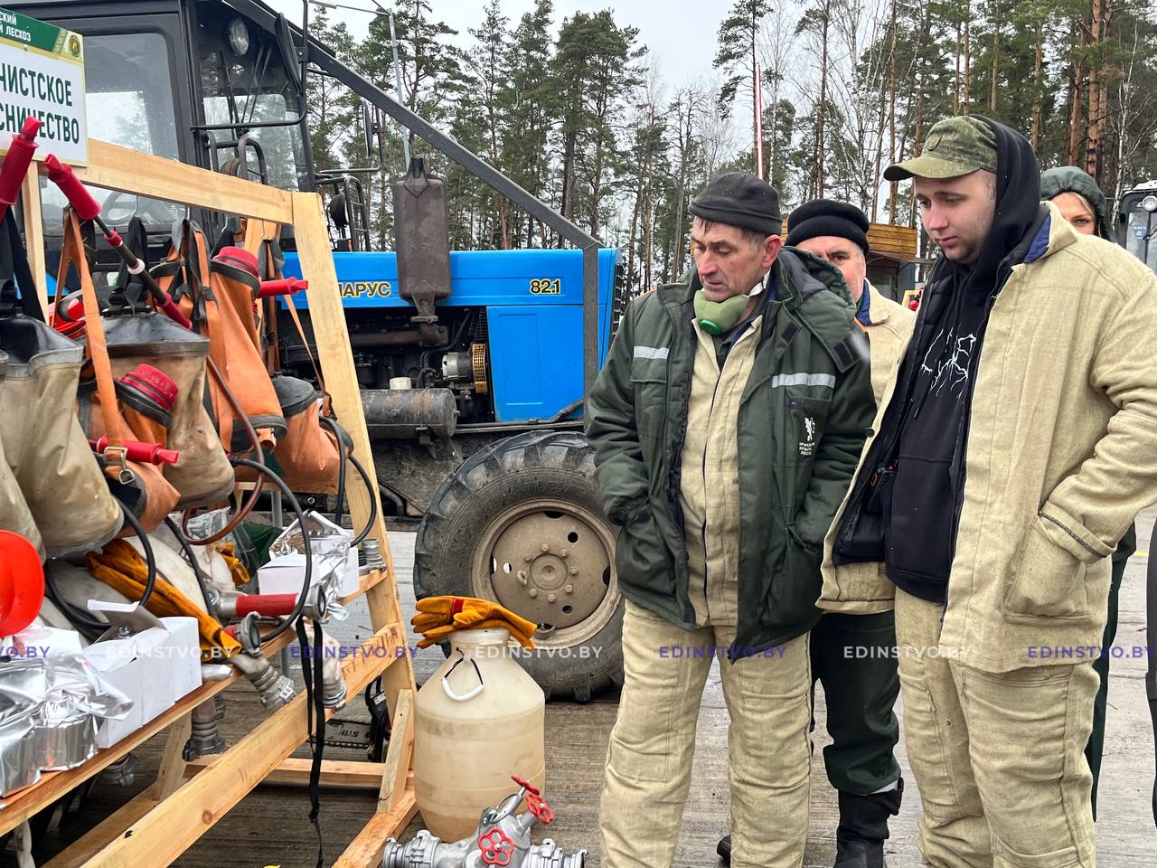 К пожароопасному сезону готовы. На Борисовщине состоялся смотр готовностилесопожарных команд и бригад